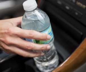 Air Minum Kemasan Menyebabkan Kanker